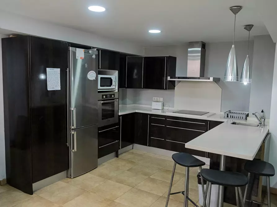 Immagine 5 di Camera in affitto  in Carrer València a Alicante/Alacant