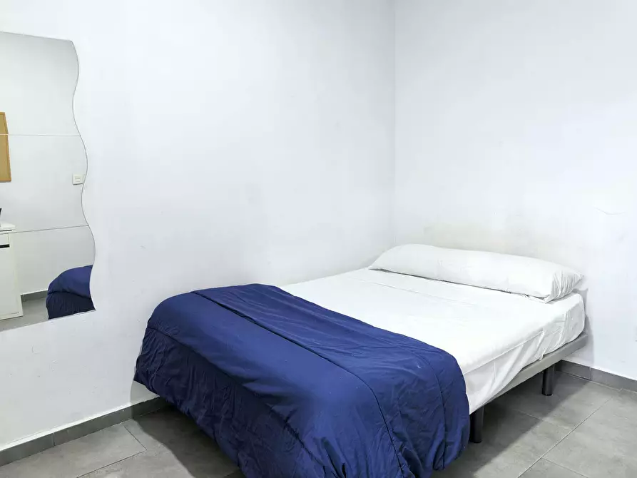 Immagine 3 di Camera in affitto  in Calle del Médico Pascual Pérez a Alicante/Alacant