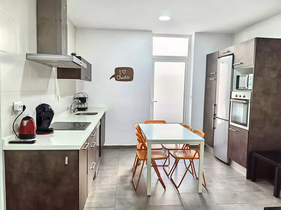 Immagine 8 di Camera in affitto  in Calle del Médico Pascual Pérez a Alicante/Alacant