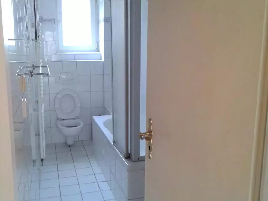 Immagine 4 di Camera in affitto  in Rathenaustraße a Offenbach