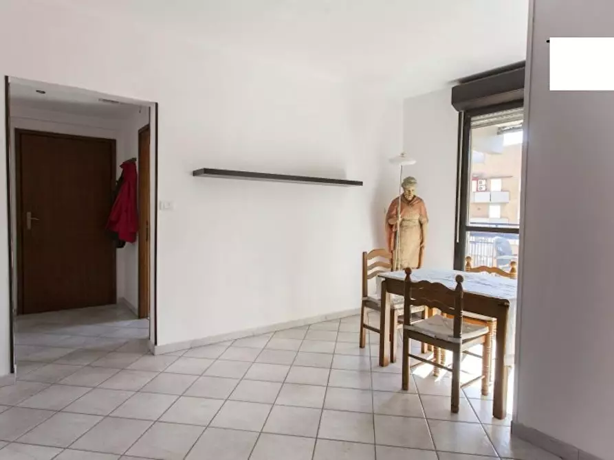 Immagine 7 di Camera in affitto  in Via Valentino Banal a Roma