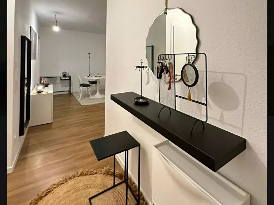 Immagine 2 di Appartamento in affitto  in Bernardstraße a Offenbach