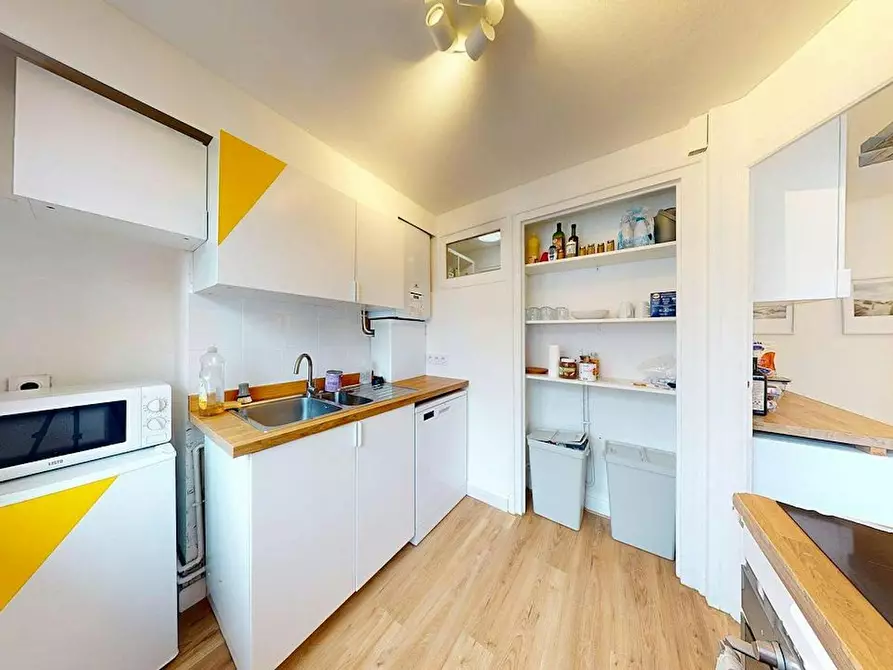 Immagine 6 di Camera in affitto  in Avenue Roger Salengro a Villeurbanne