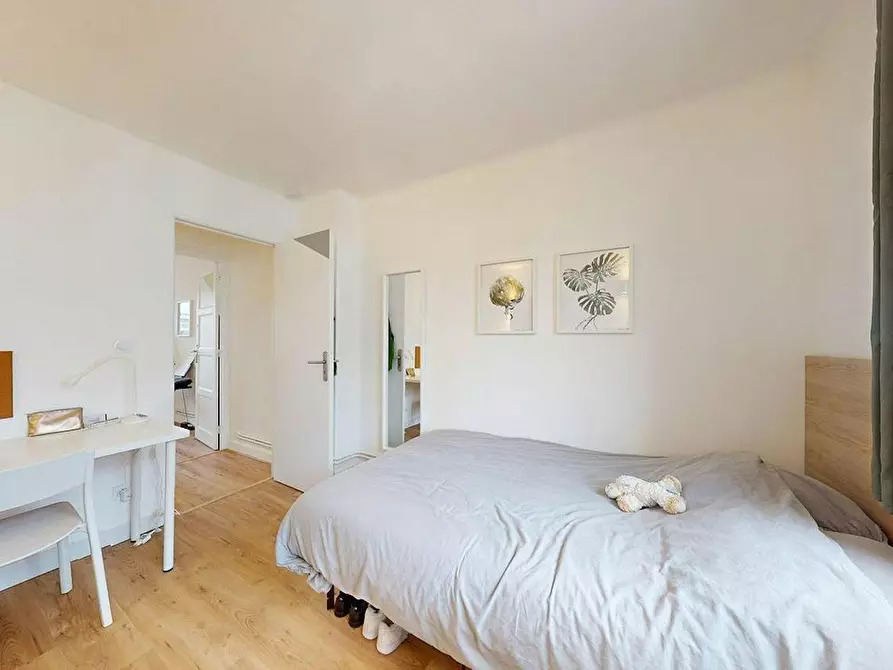 Immagine 2 di Camera in affitto  in Avenue Roger Salengro a Villeurbanne