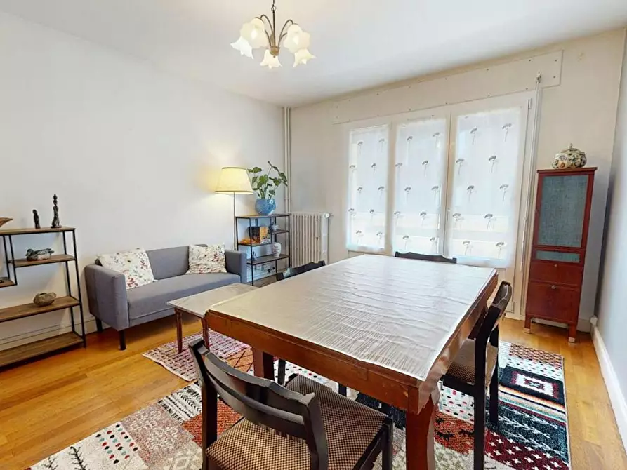 Immagine 1 di Appartamento in affitto  in Rue Saint-Lazare a Lyon