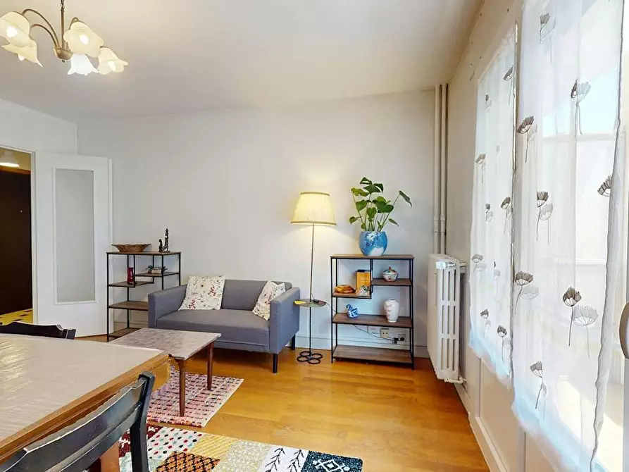 Immagine 2 di Appartamento in affitto  in Rue Saint-Lazare a Lyon