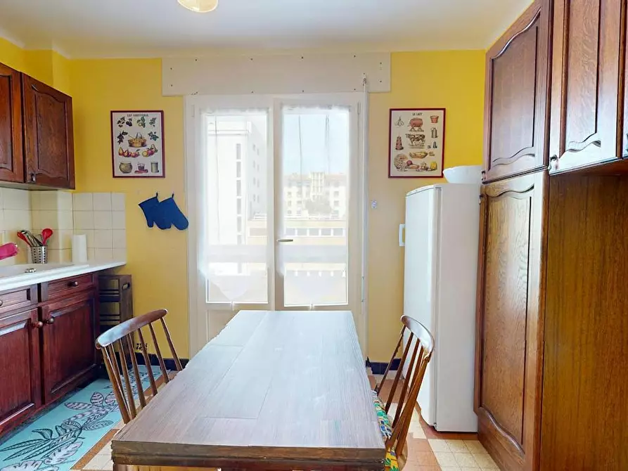 Immagine 6 di Appartamento in affitto  in Rue Saint-Lazare a Lyon