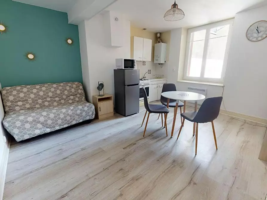 Immagine 7 di Appartamento in affitto  in Rue Lamartine a Mâcon