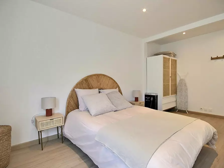 Immagine 7 di Appartamento in affitto  in Rue de Romainville a Les Lilas