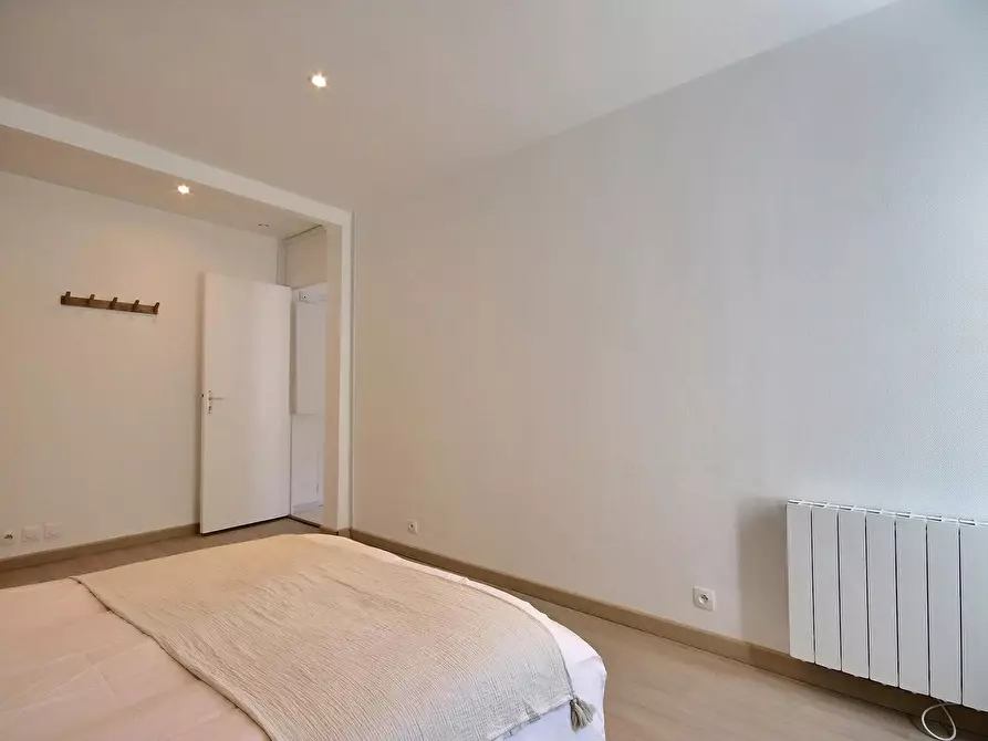 Immagine 9 di Appartamento in affitto  in Rue de Romainville a Les Lilas