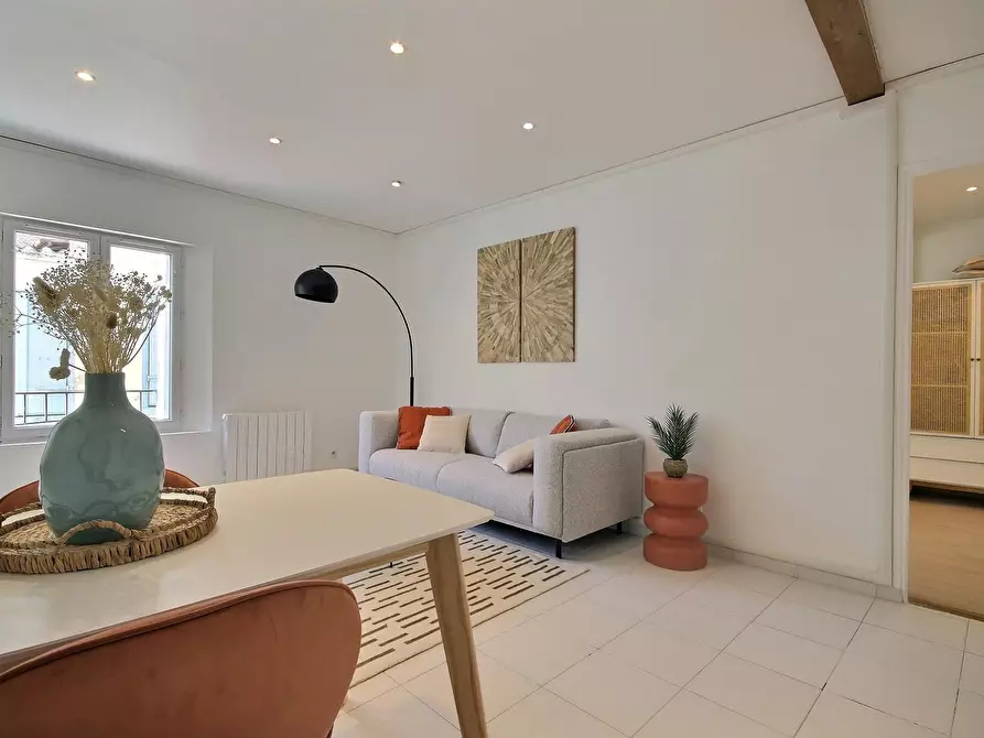 Immagine 3 di Appartamento in affitto  in Rue de Romainville a Les Lilas