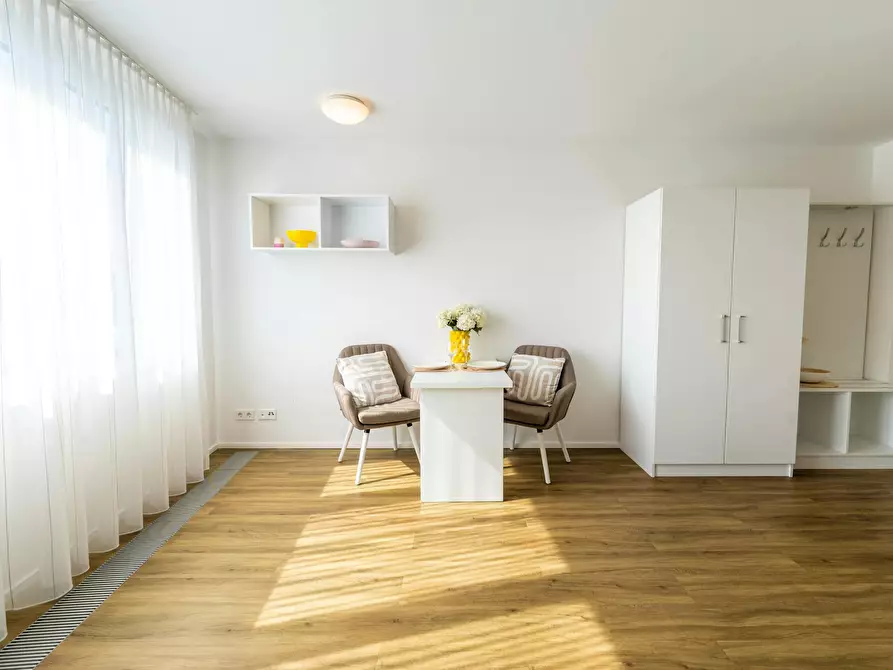 Immagine 4 di Appartamento in affitto  in Nordbahnhofstraße a Stuttgart Stuttgart-Nord