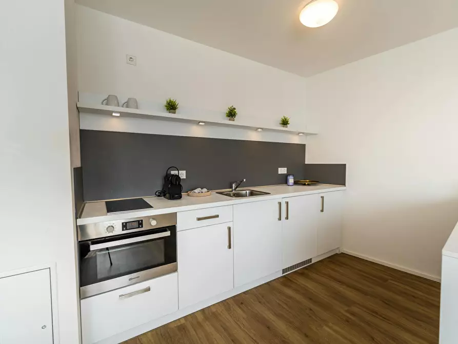 Immagine 6 di Appartamento in affitto  in Nordbahnhofstraße a Stuttgart Stuttgart-Nord