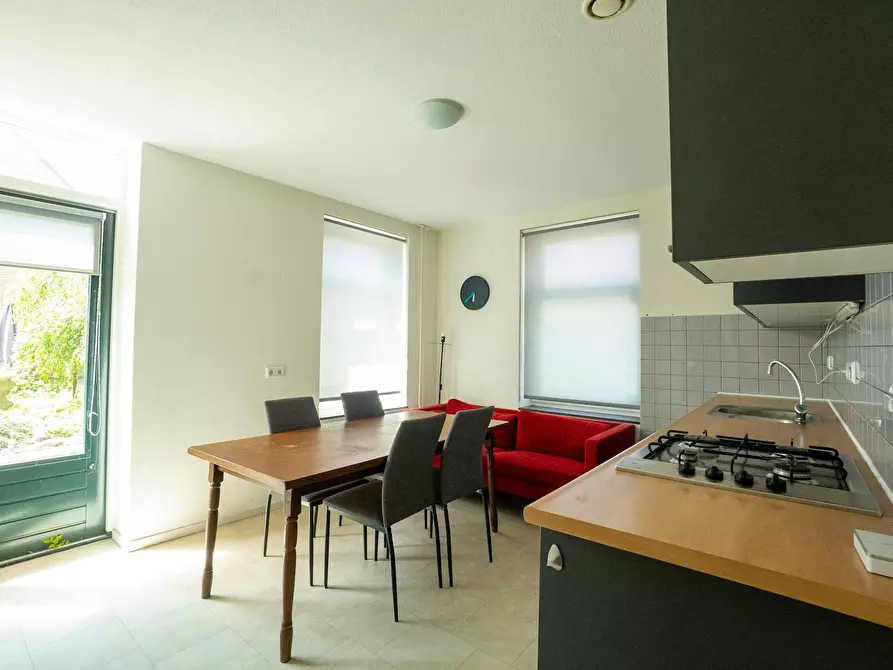 Immagine 10 di Camera in affitto  in Rederijkerstraat a 's-Gravenhage