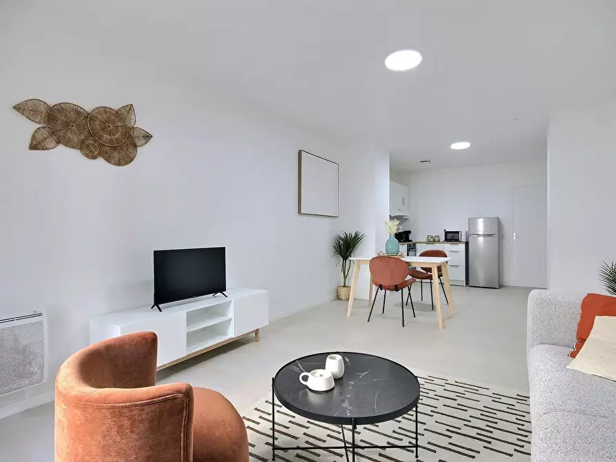 Immagine 4 di Appartamento in affitto  in Rue de Romainville a Les Lilas