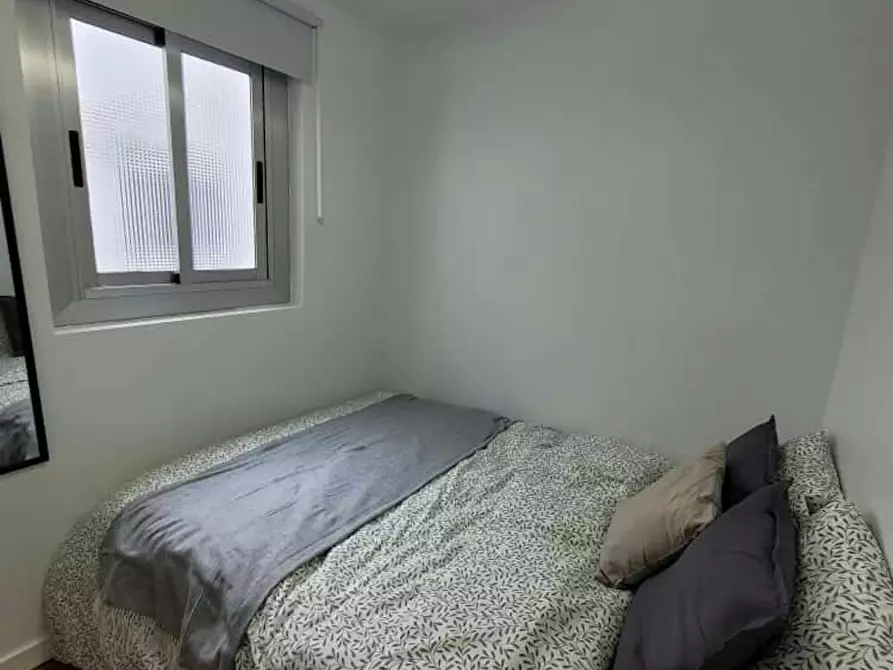 Immagine 7 di Camera in affitto  in Carrer de Sant Fermí a El Realon