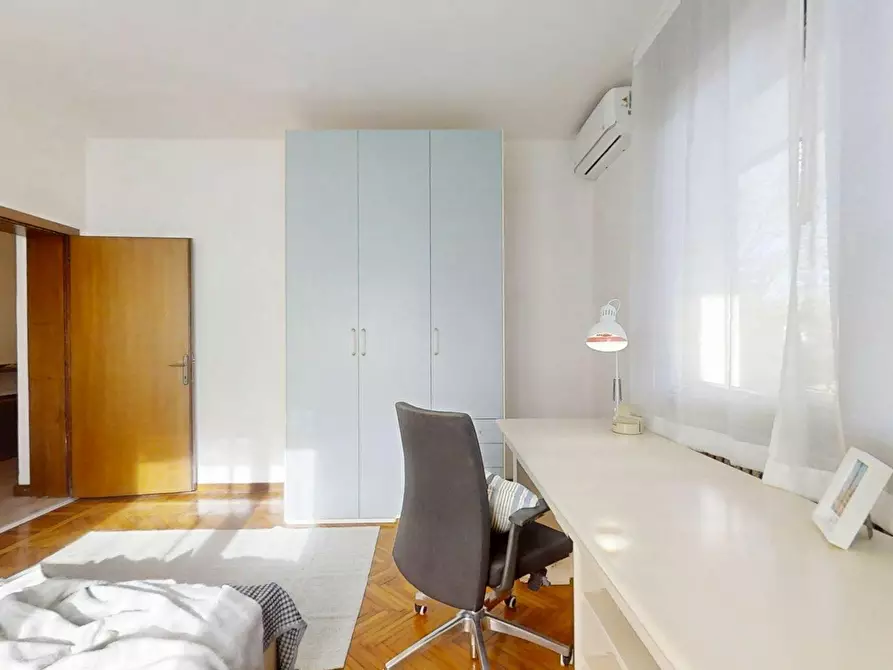 Immagine 3 di Camera in affitto  in Via Cernaia a Padova