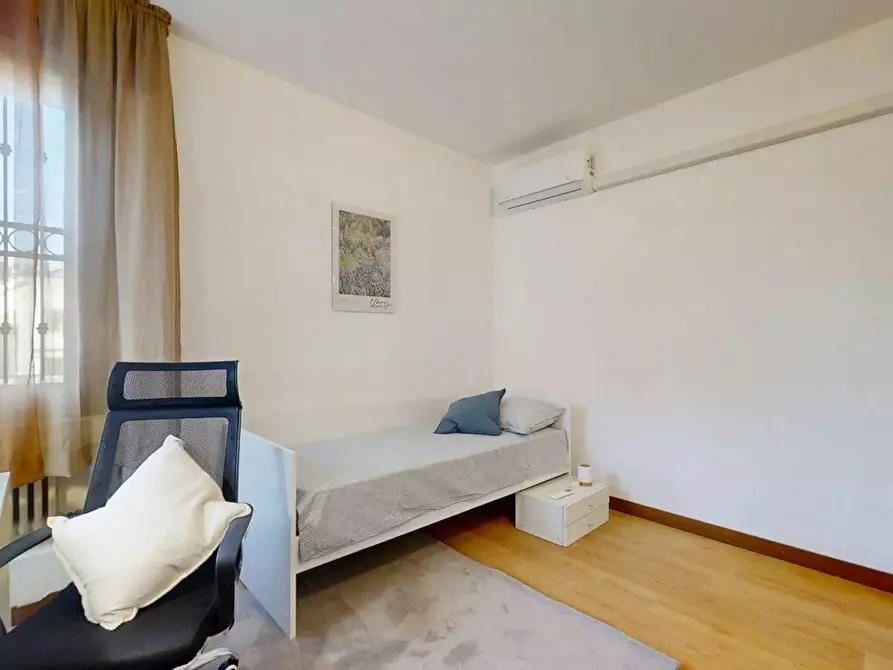 Immagine 3 di Camera in affitto  in Via Cernaia a Padova