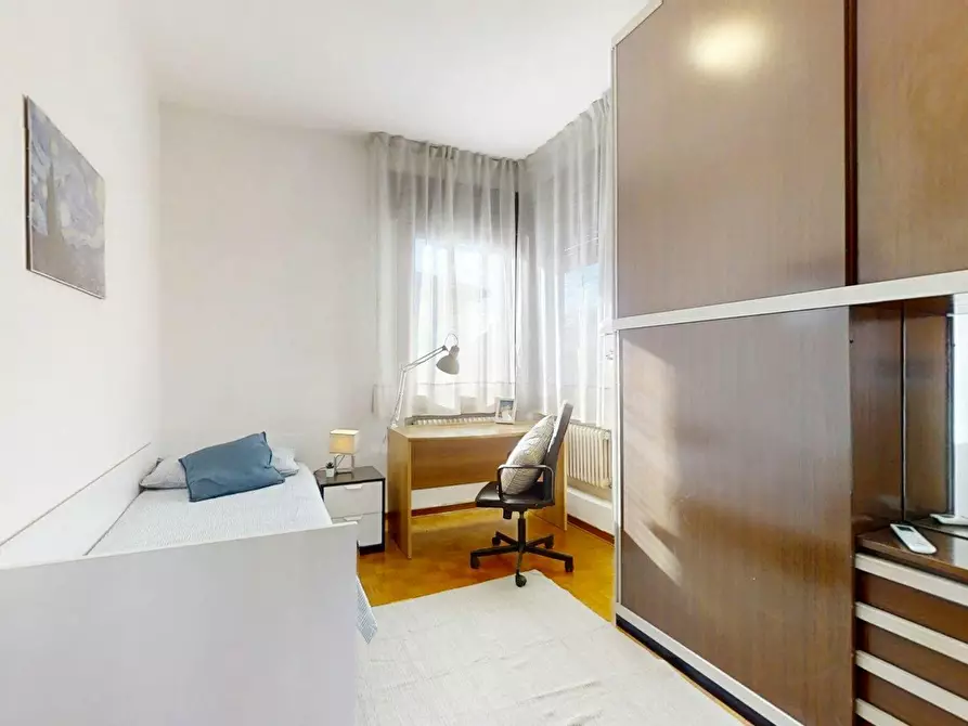 Immagine 2 di Camera in affitto  in Via Cernaia a Padova