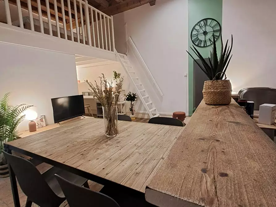 Immagine 10 di Appartamento in affitto  in Rue René Leynaud a Lyon