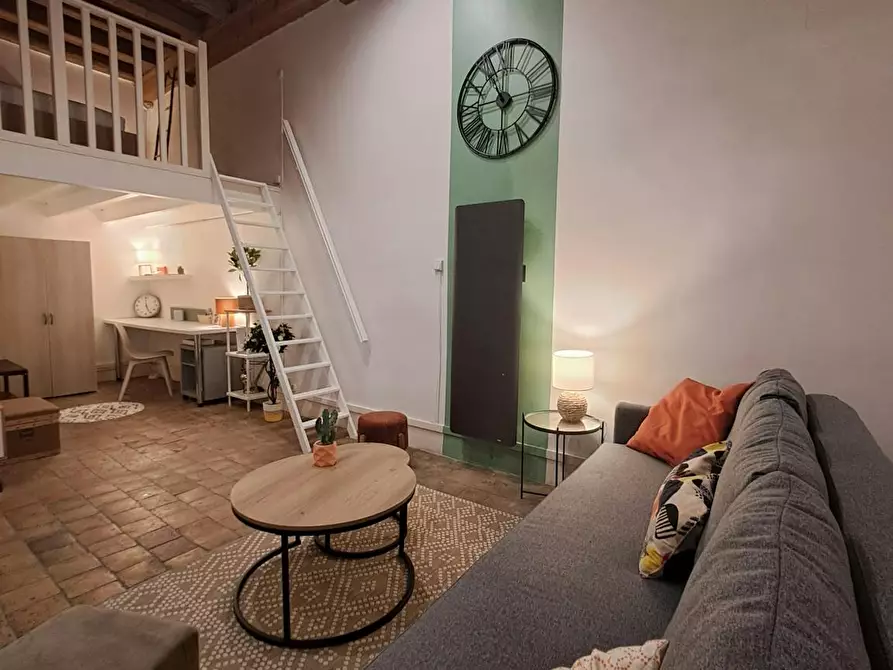 Immagine 2 di Appartamento in affitto  in Rue René Leynaud a Lyon