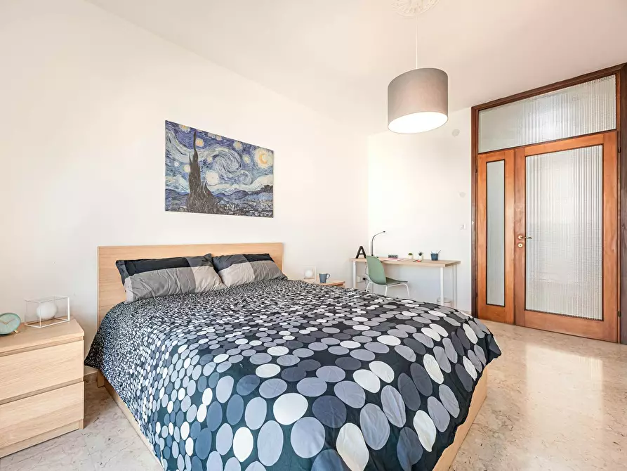 Immagine 3 di Camera in affitto  in Via Francesco Zanotto a Venezia