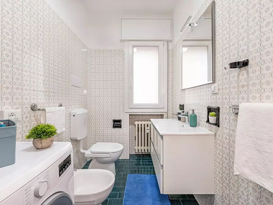 Immagine 10 di Camera in affitto  in Via Francesco Zanotto a Venezia