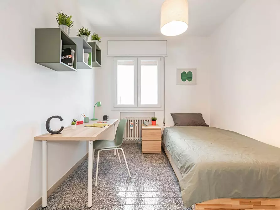 Immagine 2 di Camera in affitto  in Via Francesco Zanotto a Venezia