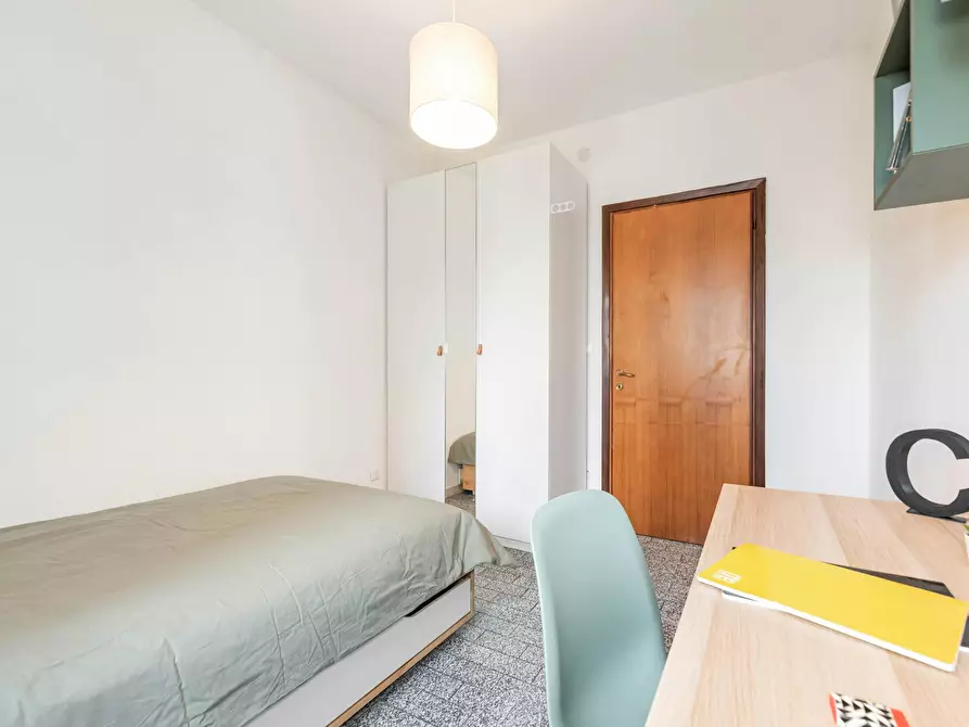 Immagine 8 di Camera in affitto  in Via Francesco Zanotto a Venezia