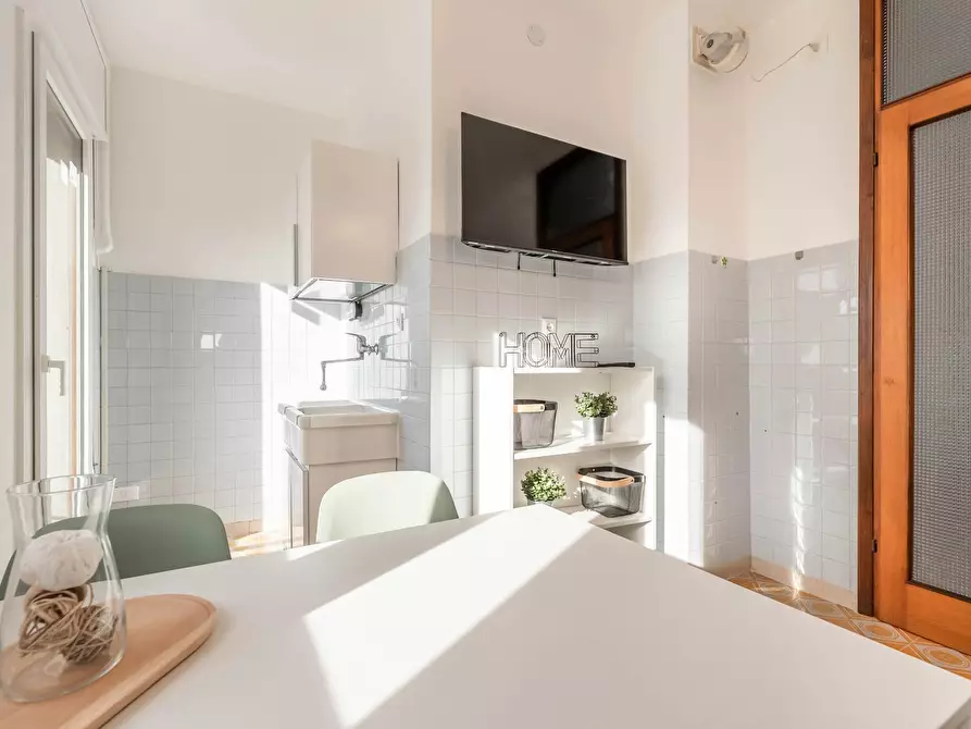 Immagine 6 di Camera in affitto  in Via Francesco Zanotto a Venezia