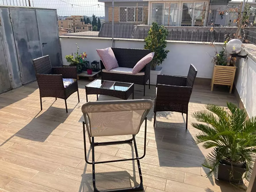 Immagine 10 di Appartamento in affitto  in Via Luigi Sincero a Roma