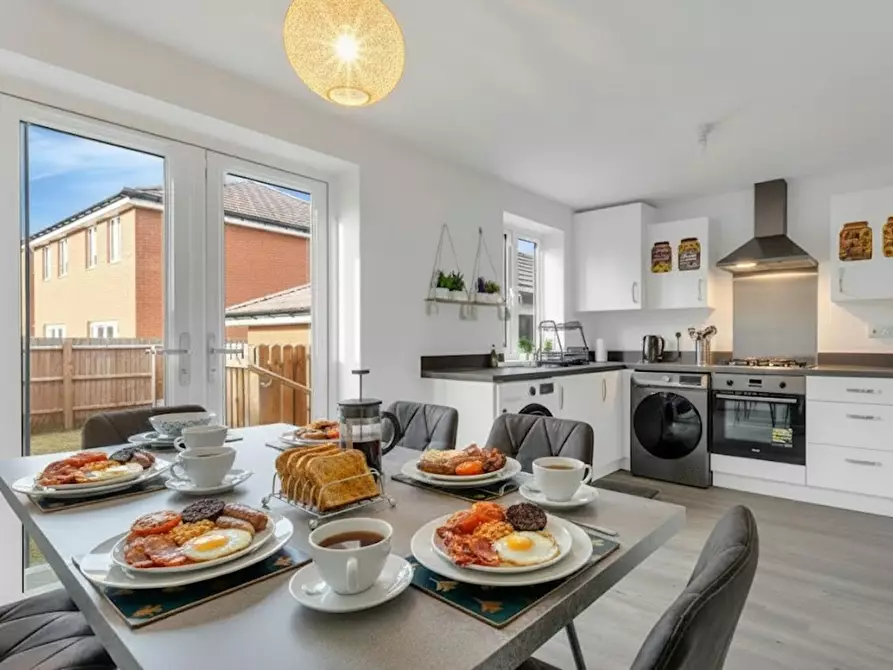 Immagine 4 di Casa indipendente in affitto  in Miles Way a Canterbury