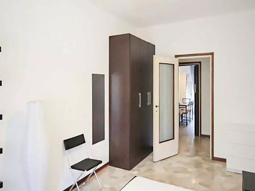 Immagine 3 di Camera in affitto  in Via Raffaello Bertieri a Milano