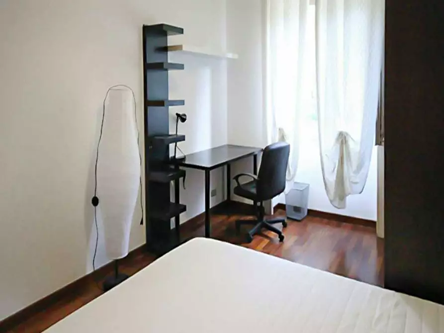 Immagine 1 di Camera in affitto  in Via Raffaello Bertieri a Milano