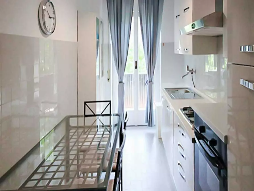 Immagine 5 di Camera in affitto  in Via Raffaello Bertieri a Milano