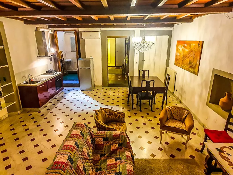 Immagine 1 di Appartamento in affitto  in Via degli Alfani a Firenze