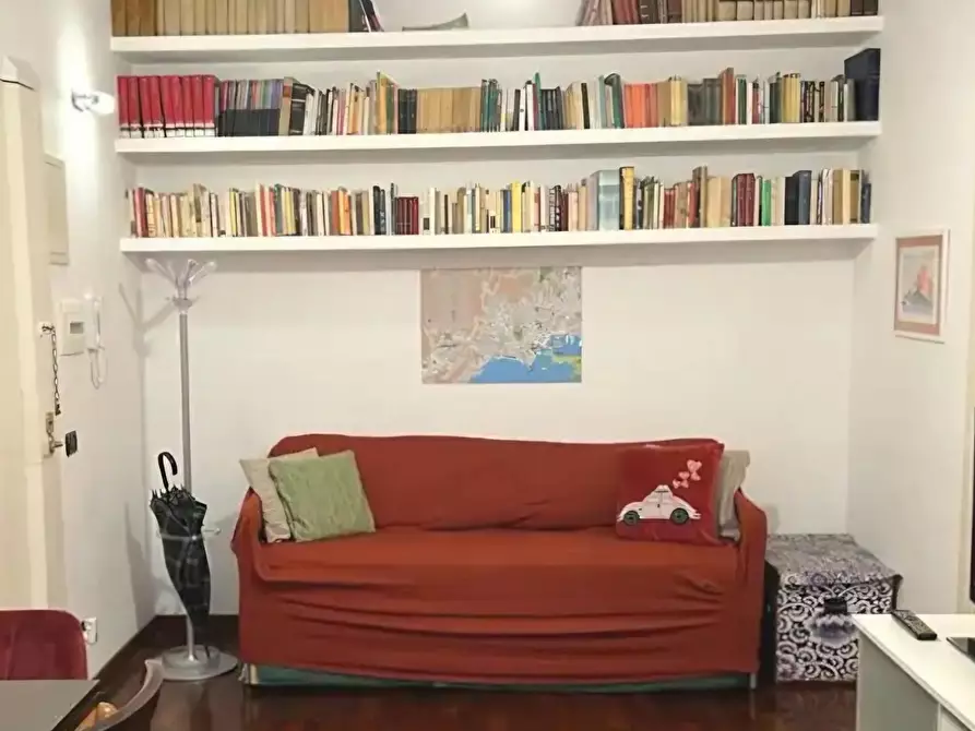 Immagine 1 di Appartamento in affitto  in Via Toledo a Napoli