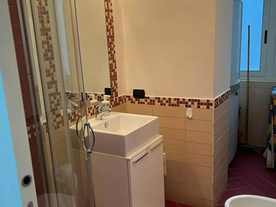 Immagine 2 di Appartamento in affitto  in Via Toledo a Napoli