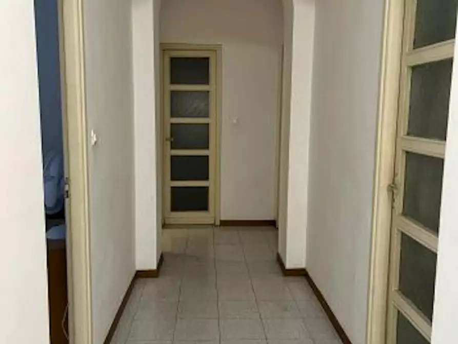Immagine 4 di Camera in affitto  in Via Tunisi a Torino