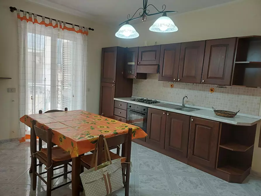 Immagine 1 di Appartamento in affitto  in Via Badalà a Fiumefreddo Di Sicilia