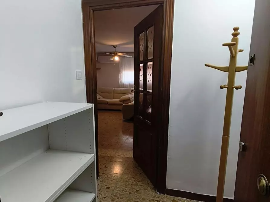 Immagine 9 di Camera in affitto  in Calle de Azcoitia a Madrid