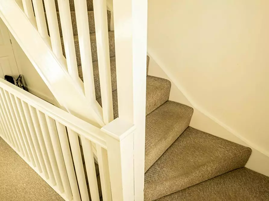 Immagine 9 di Casa indipendente in affitto  in Queens Court Road a 