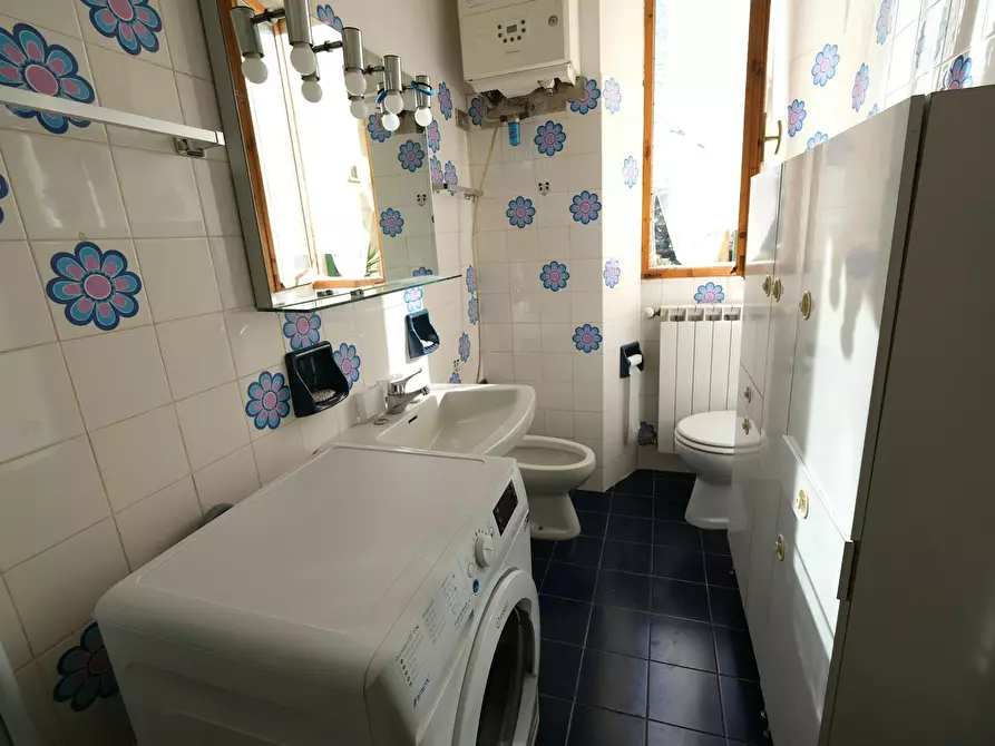 Immagine 4 di Camera in affitto  in Via Pietro Savorgnan di Brazzà a Firenze