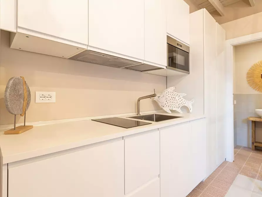 Immagine 10 di Appartamento in affitto  in Via Accademia a Milano