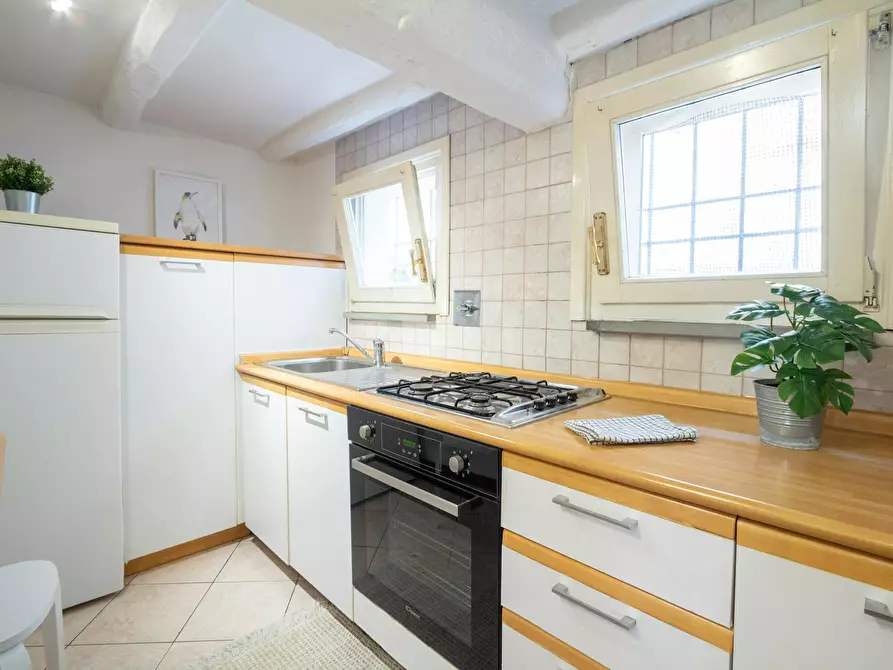 Immagine 10 di Appartamento in affitto  in Via Barberia a Bologna