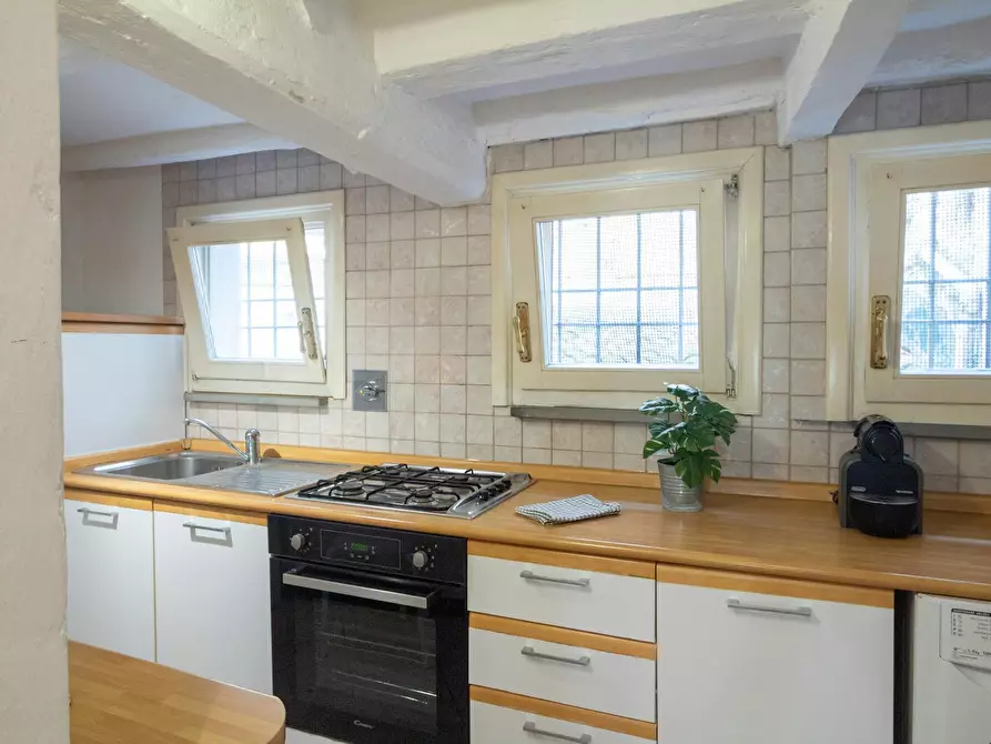 Immagine 9 di Appartamento in affitto  in Via Barberia a Bologna