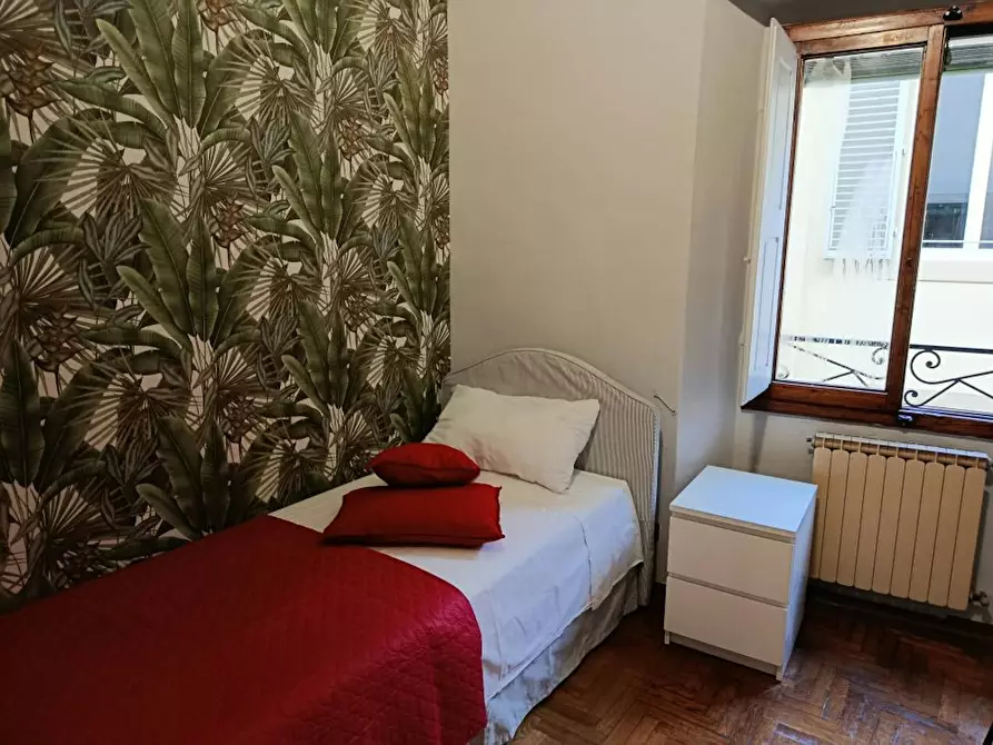 Immagine 1 di Camera in affitto  in Via di San Niccolò a Firenze