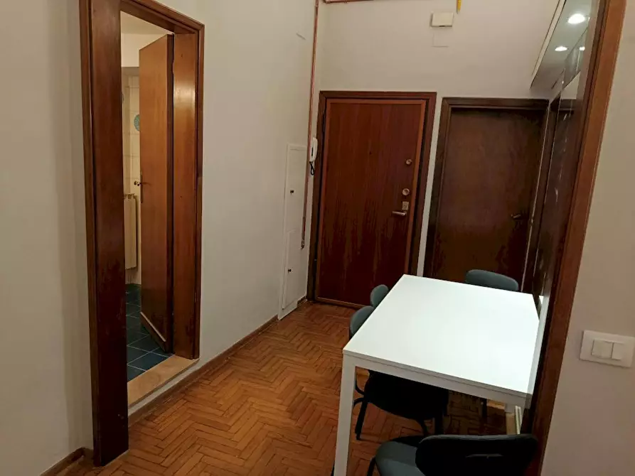 Immagine 3 di Camera in affitto  in Via di San Niccolò a Firenze