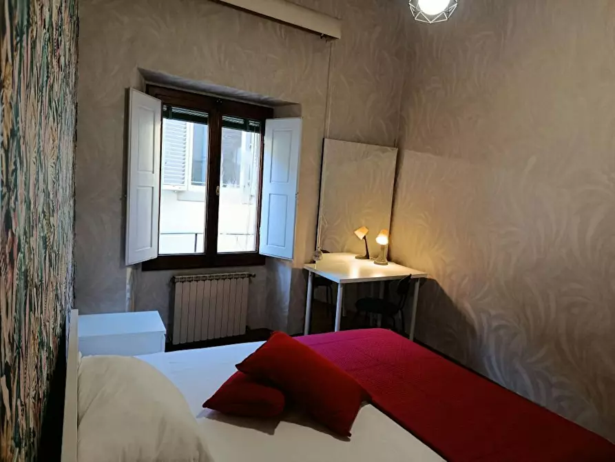 Immagine 1 di Camera in affitto  in Via di San Niccolò a Firenze