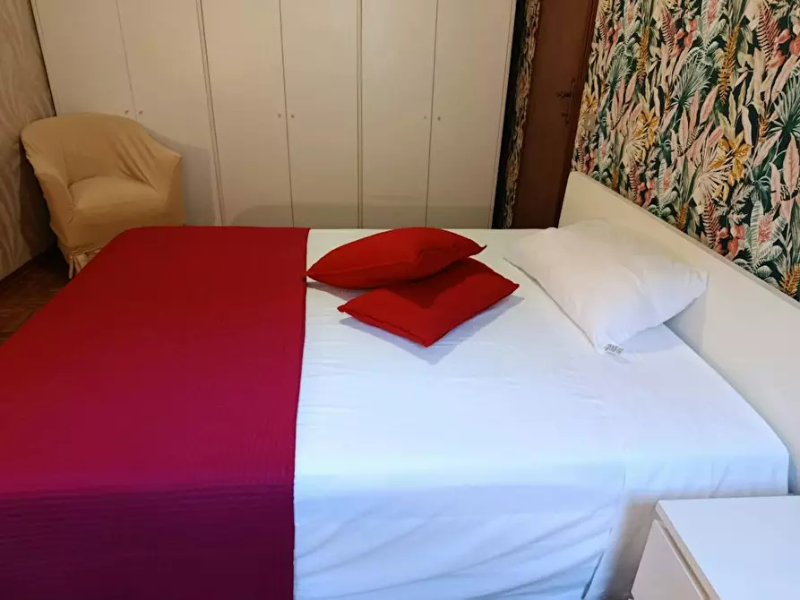 Immagine 9 di Camera in affitto  in Via di San Niccolò a Firenze